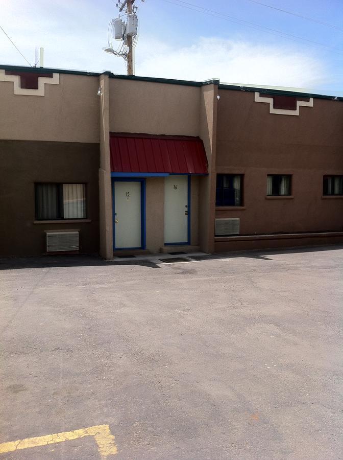 National 9 Inn Sand Canyon Cortez Εξωτερικό φωτογραφία
