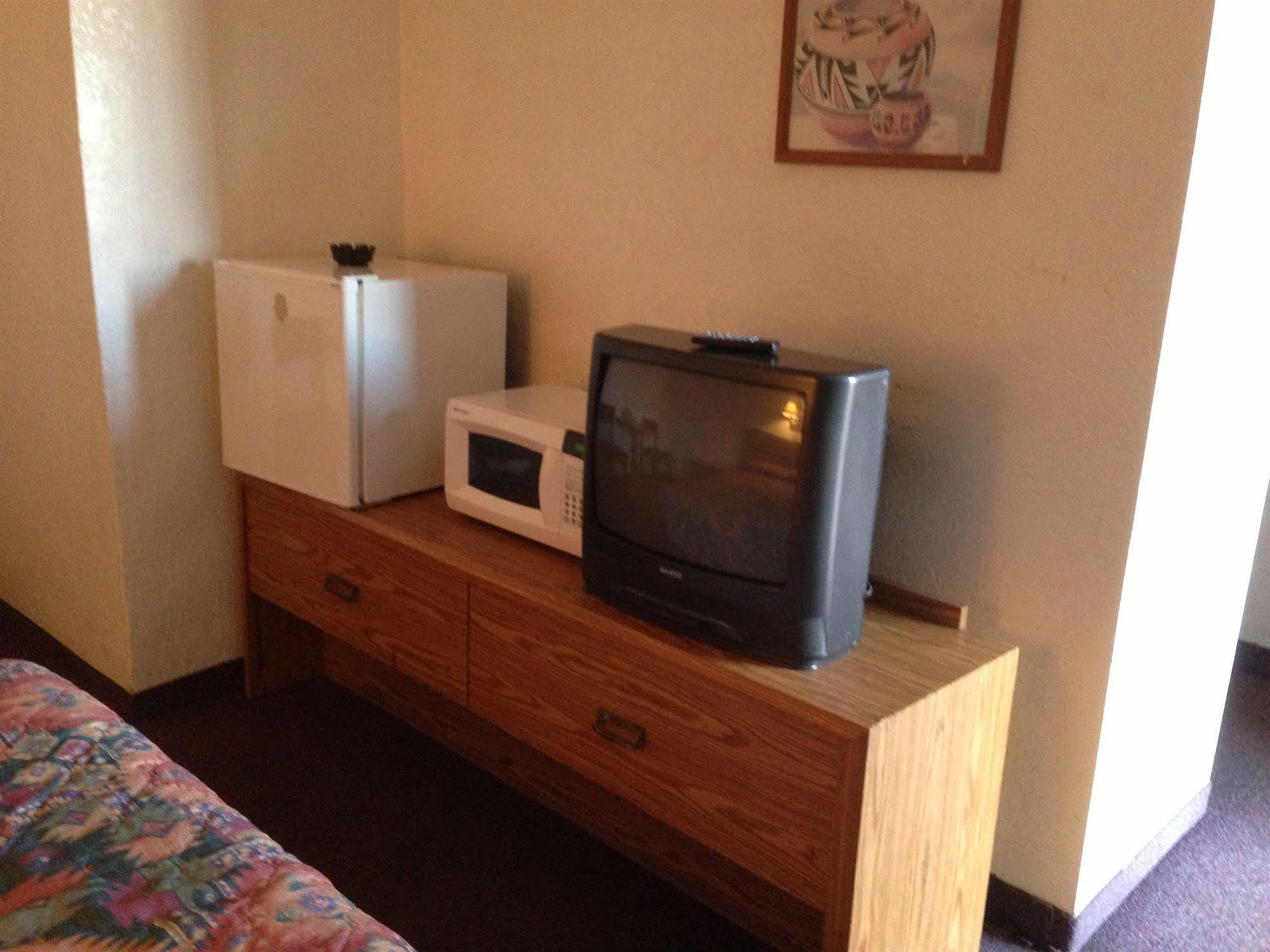 National 9 Inn Sand Canyon Cortez Εξωτερικό φωτογραφία